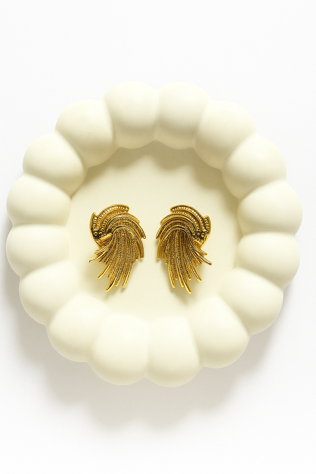 Kiaanna Gold Studds Earrings