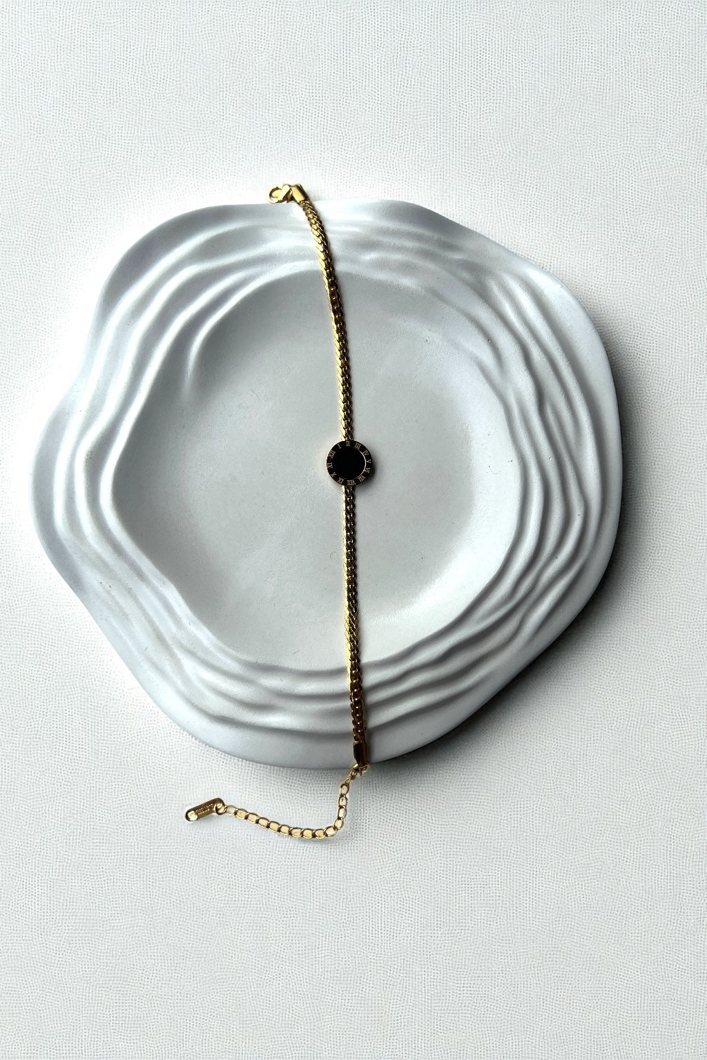 Kiari Gold Anti - Tarnish Bracelet