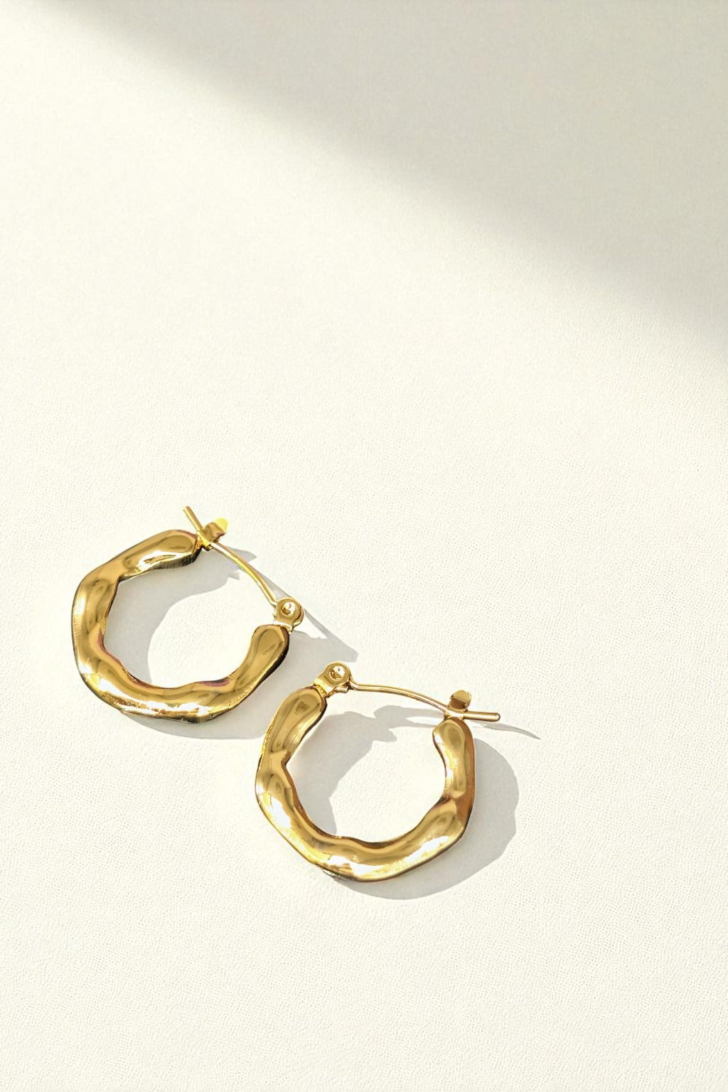 Aleena Gold Hoops Earrings